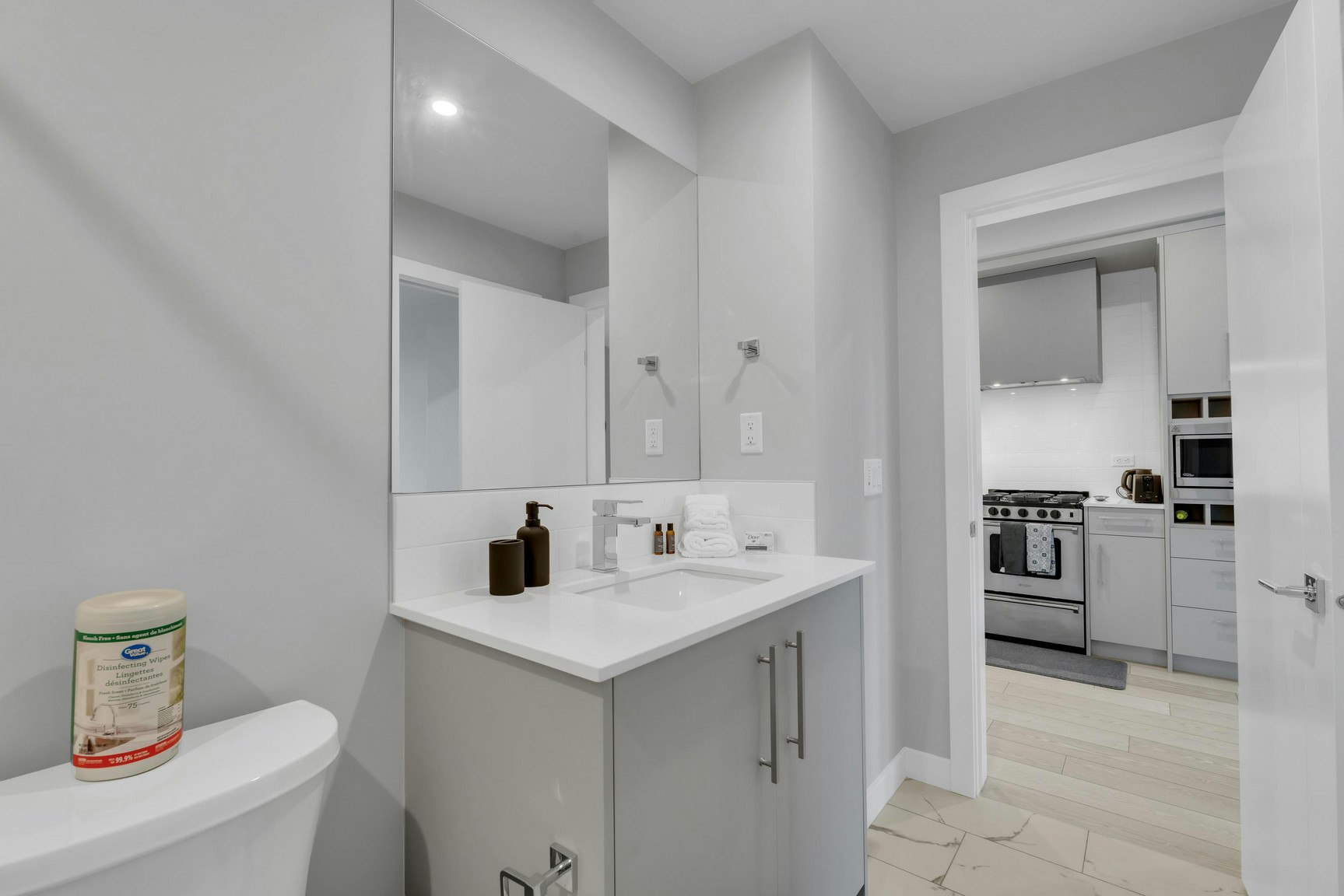 8370 Broadcast Avenue Southwest, Calgary, AB, T3H 6L3 - 18