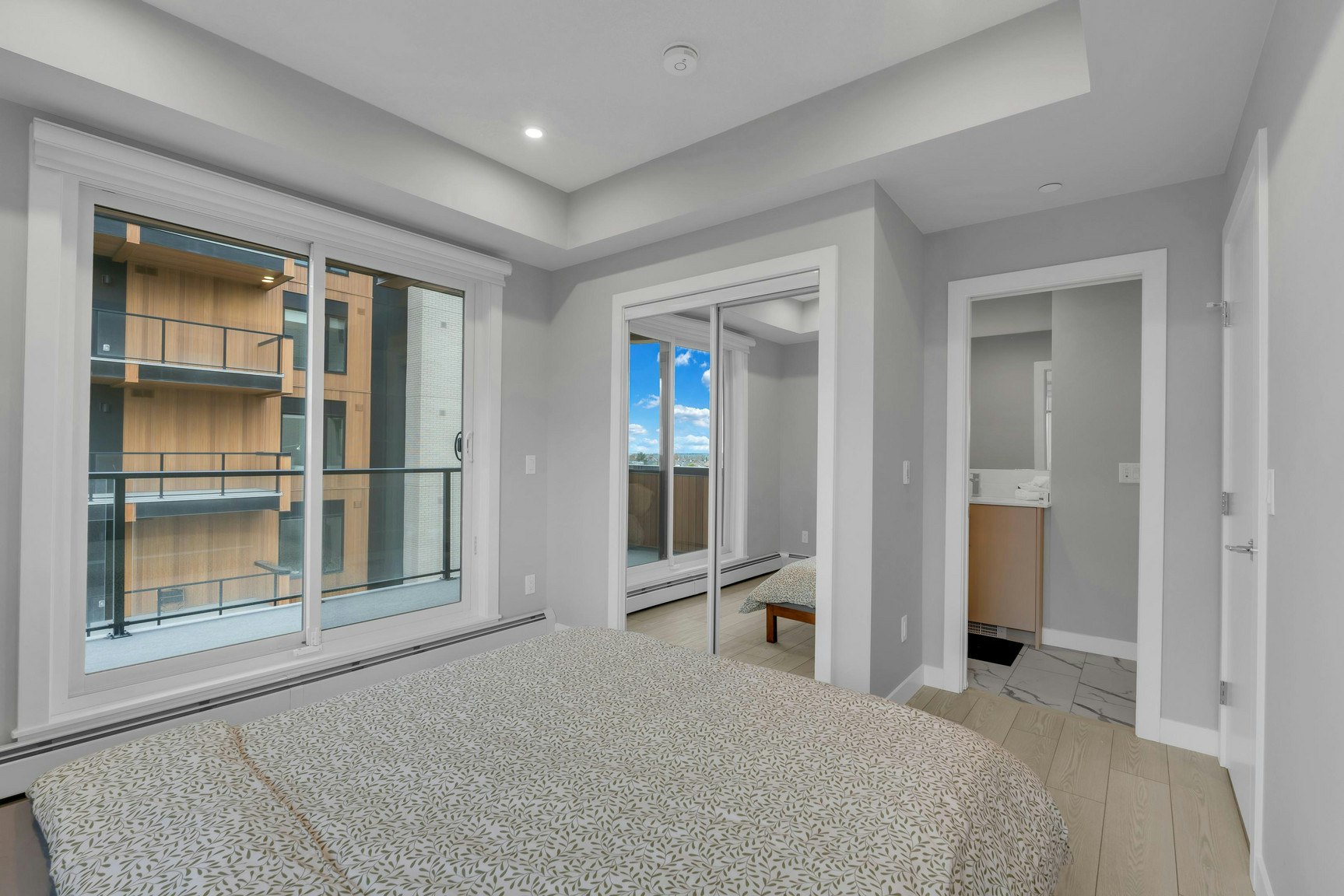 8370 Broadcast Avenue Southwest, Calgary, AB, T3H 6L3 - 9