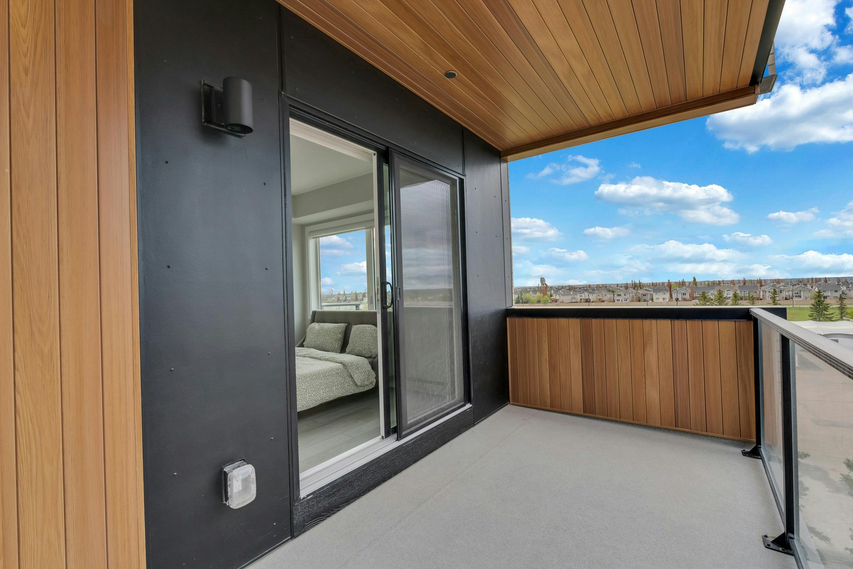 8370 Broadcast Avenue Southwest, Calgary, AB, T3H 6L3 - 24