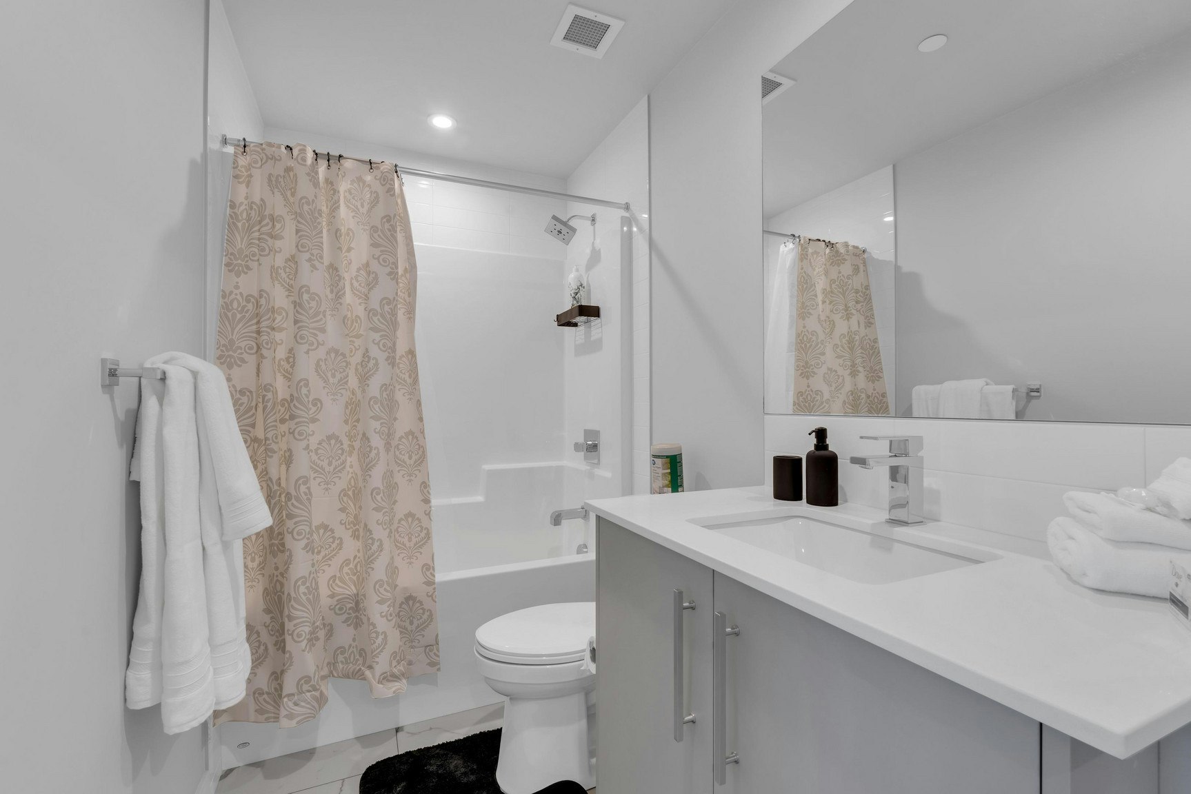 8370 Broadcast Avenue Southwest, Calgary, AB, T3H 6L3 - 16