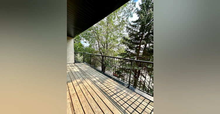 8-13456 Fort Road Northwest, Edmonton, AB, T5A 1C5