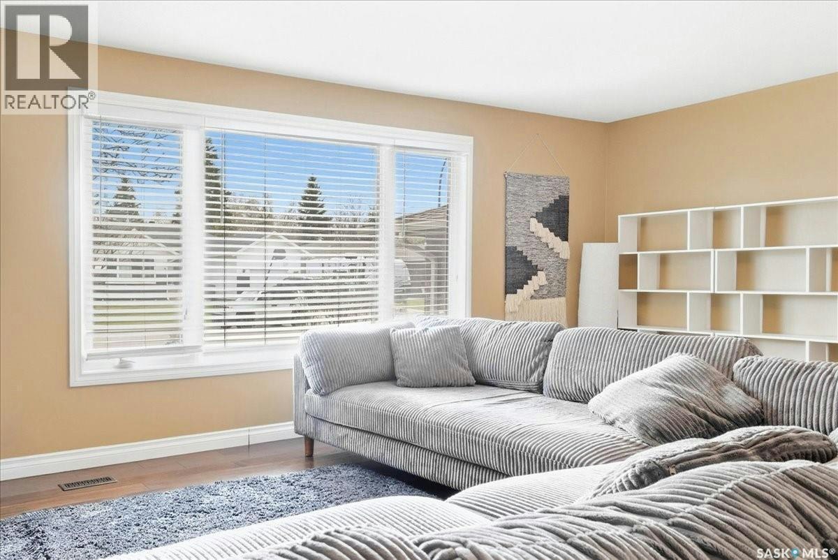 182 Lincoln Drive, Regina, SK, S4S 6R5 - 7