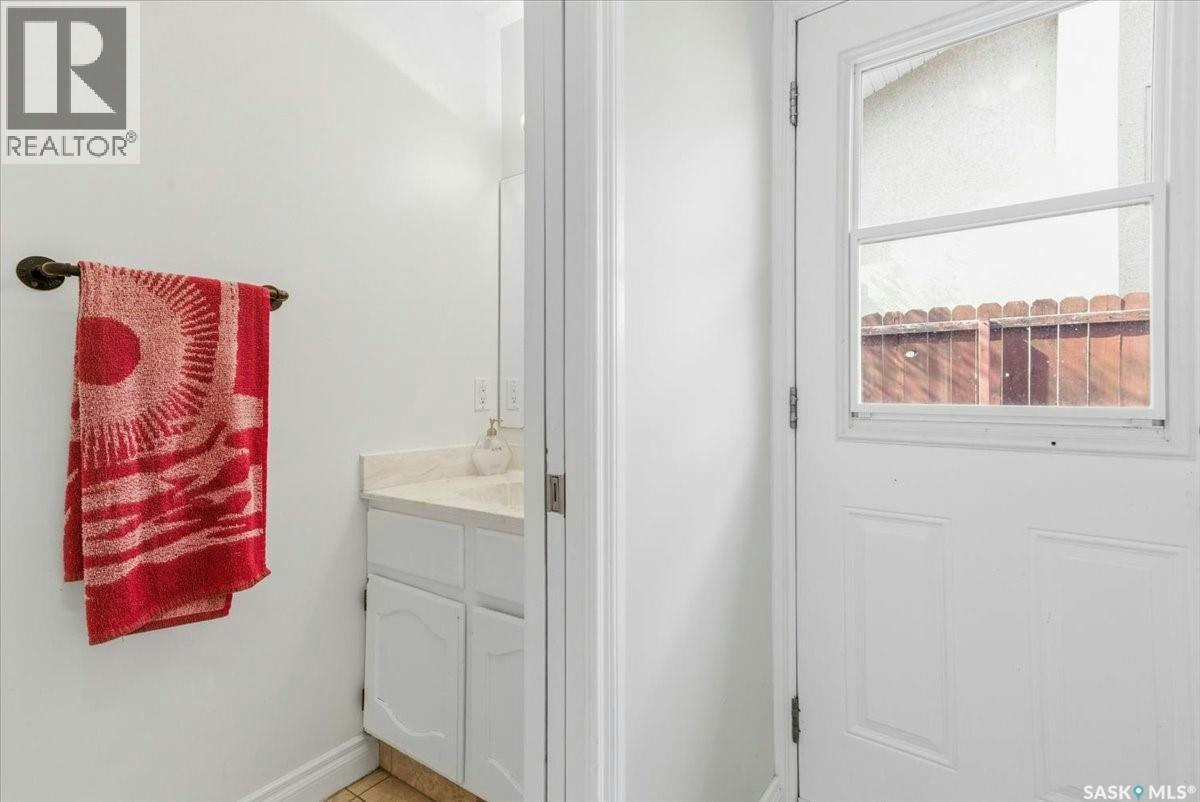 182 Lincoln Drive, Regina, SK, S4S 6R5 - 17