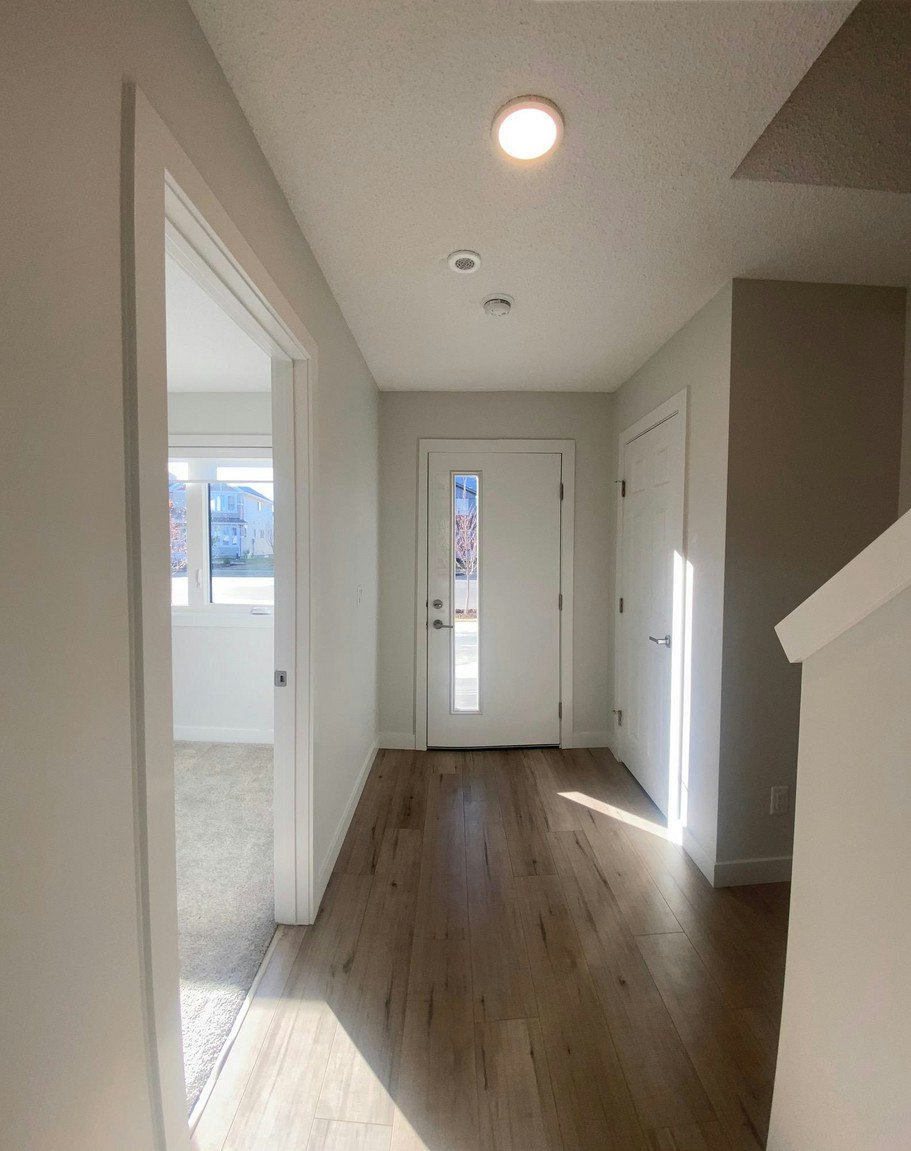 11910 35 Avenue Southwest, Edmonton, AB, T6W 4Z8 - 5