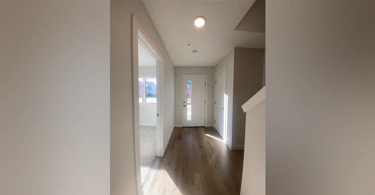 11910 35 Avenue Southwest, Edmonton, AB, T6W 4Z8 - 5