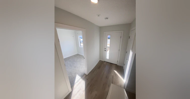 11910 35 Avenue Southwest, Edmonton, AB, T6W 4Z8 - 6