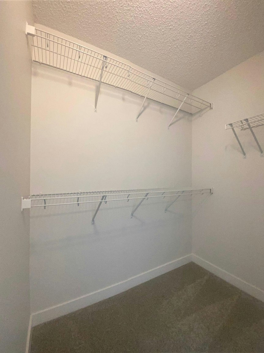 11910 35 Avenue Southwest, Edmonton, AB, T6W 4Z8 - 9