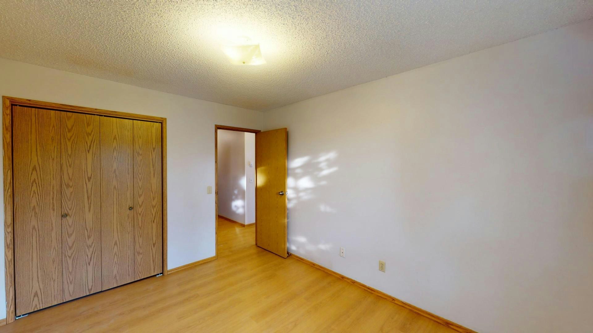 4304 75 Street NW, Calgary, AB, T3B 2M8 - 8
