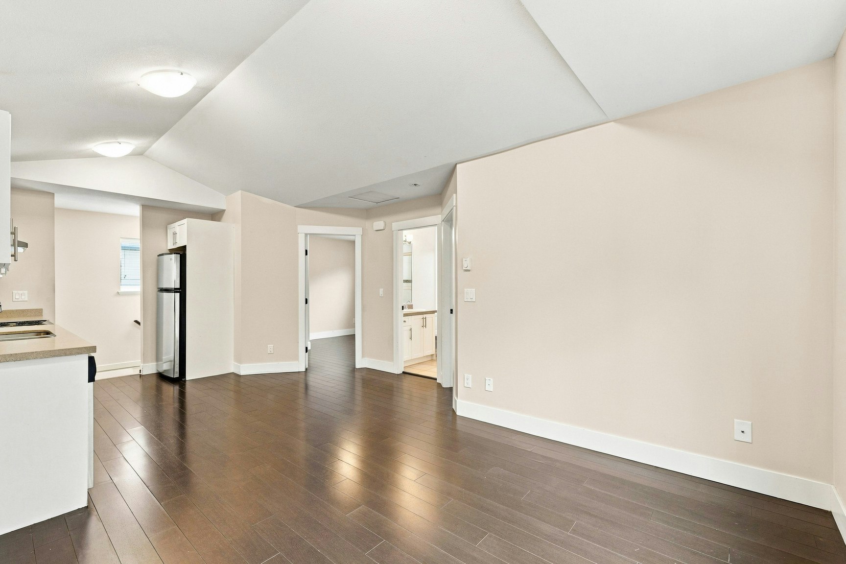 19177 72a Avenue, Surrey, BC, V4N 6L1 - 6