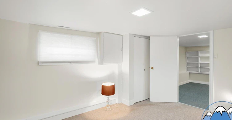 4170 Inverness Street, Vancouver, BC, V5V 4W7 - 10
