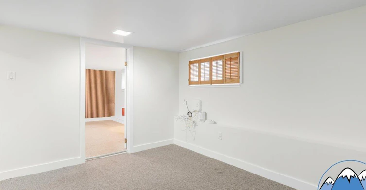 4170 Inverness Street, Vancouver, BC, V5V 4W7 - 8