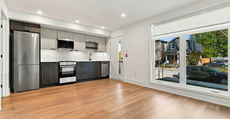 100 Hamilton Avenue North, Ottawa, ON, K1Y 1B9 - 7