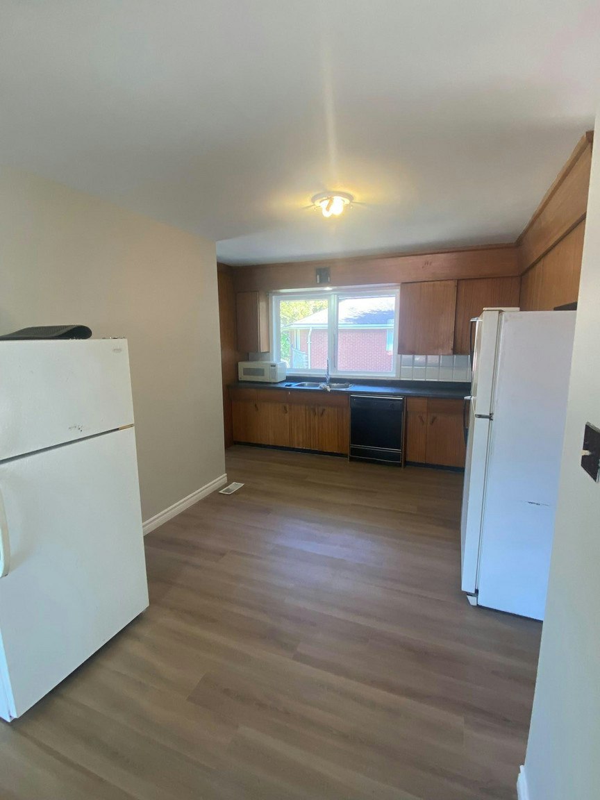 Full House-20 Cardill Crescent, Waterloo, ON, N2L 3Y6 - 26