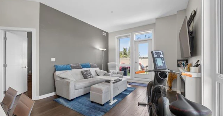 11710 87 Avenue Northwest, Edmonton, AB, T6G 0Y3 - 13