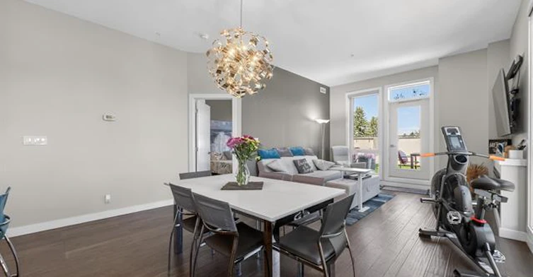 11710 87 Avenue Northwest, Edmonton, AB, T6G 0Y3 - 32