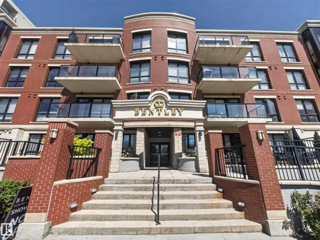 11710 87 Avenue Northwest, Edmonton, AB, T6G 0Y3