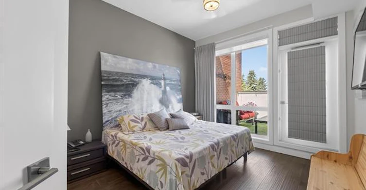 11710 87 Avenue Northwest, Edmonton, AB, T6G 0Y3 - 30
