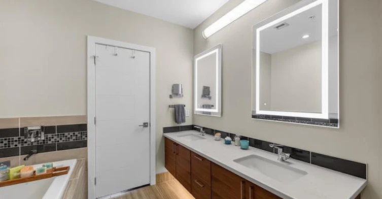 11710 87 Avenue Northwest, Edmonton, AB, T6G 0Y3 - 29