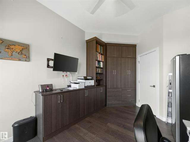 11710 87 Avenue Northwest, Edmonton, AB, T6G 0Y3 - 45
