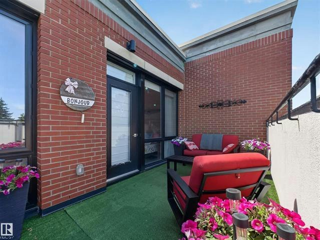 11710 87 Avenue Northwest, Edmonton, AB, T6G 0Y3 - 50