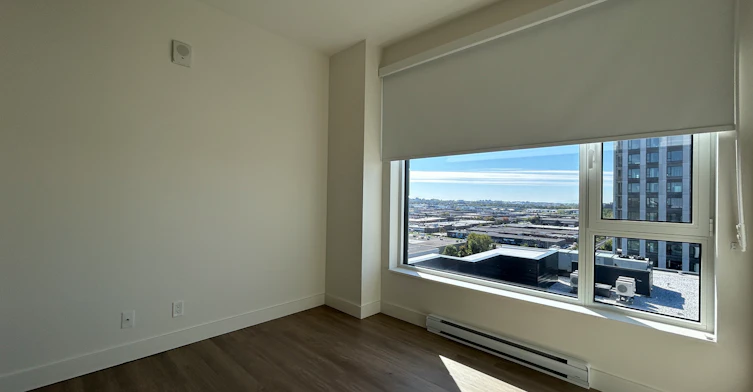 1900 Yvette Brillon Rue, Montréal, QC, H4N 0E7 - 5