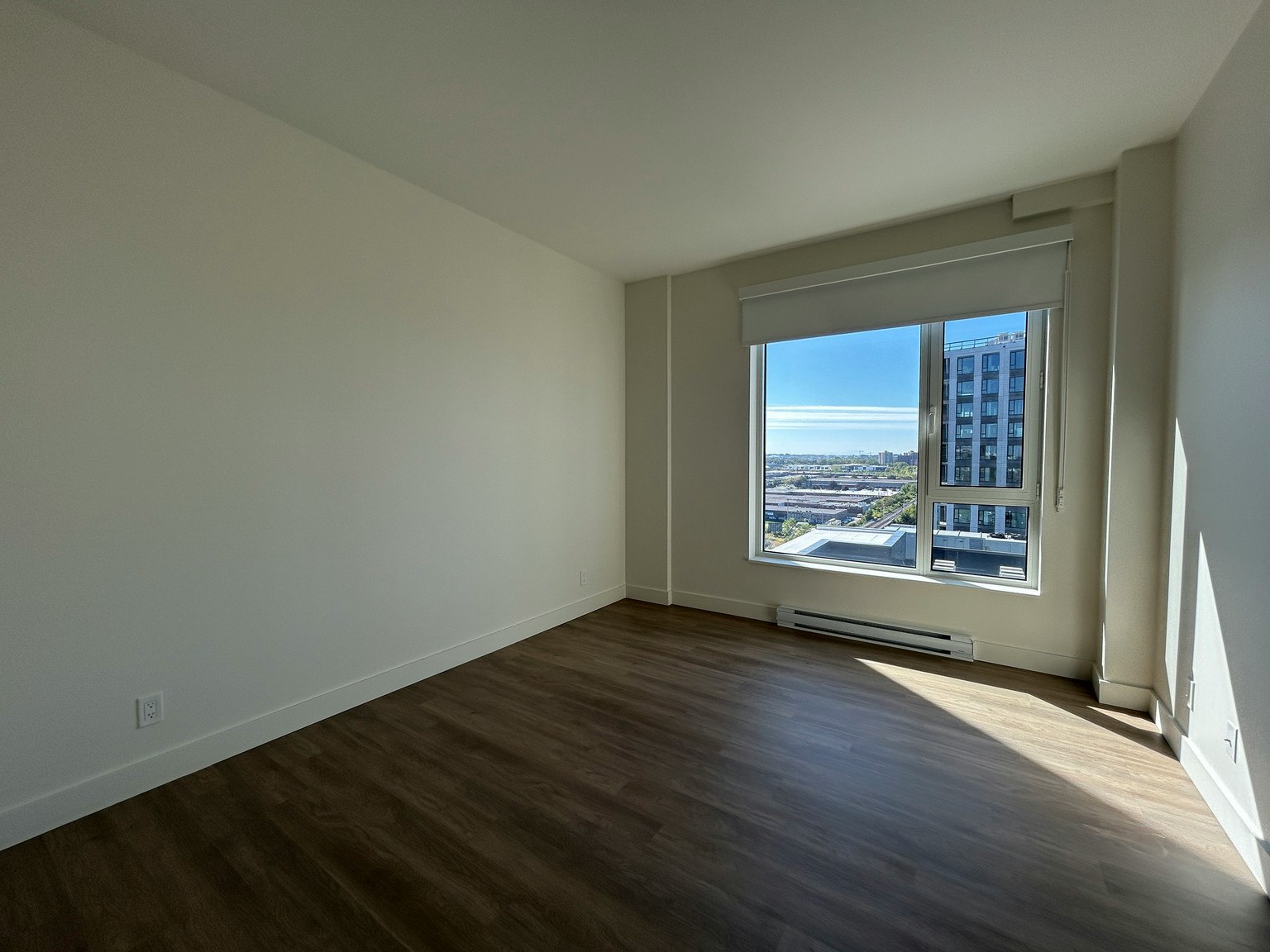 1900 Yvette Brillon Rue, Montréal, QC, H4N 0E7 - 8