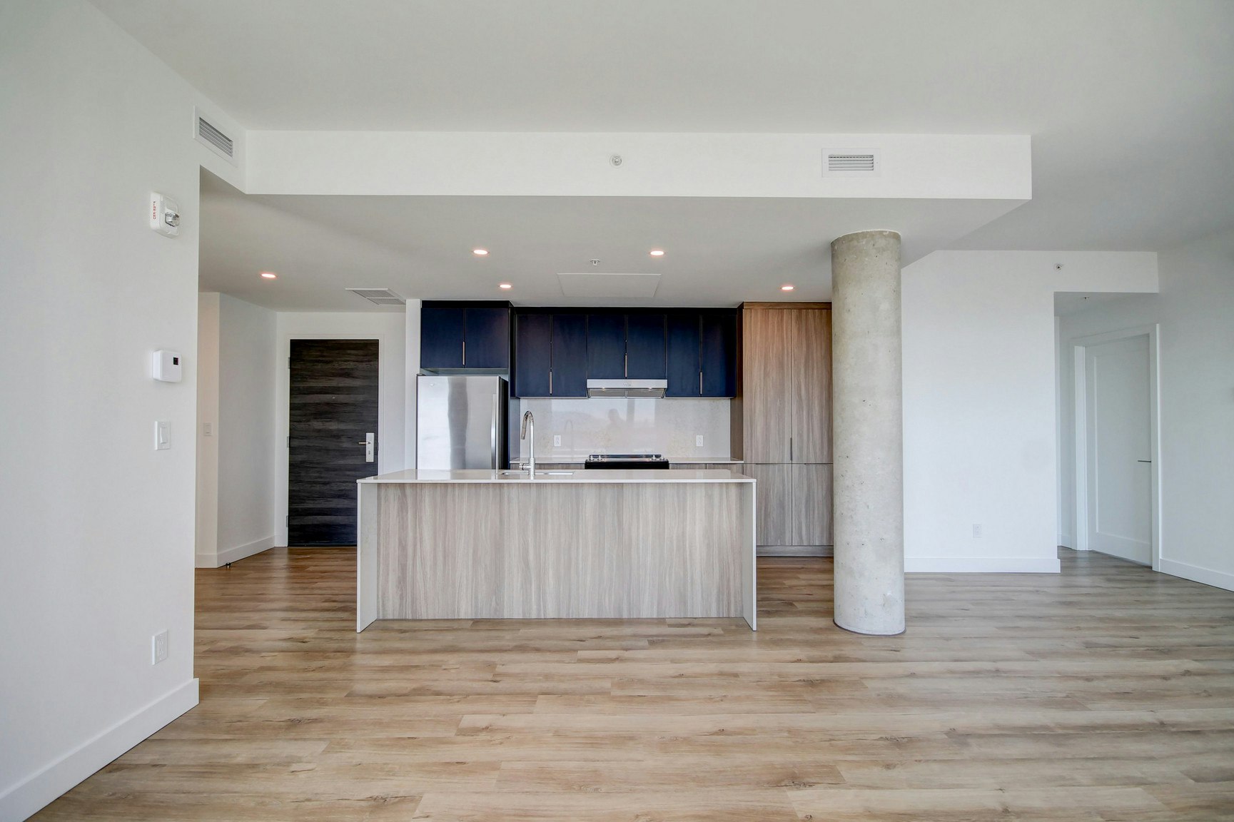 2000 Sauvé Rue Ouest, Montréal, QC, H4N 0E5 - 3