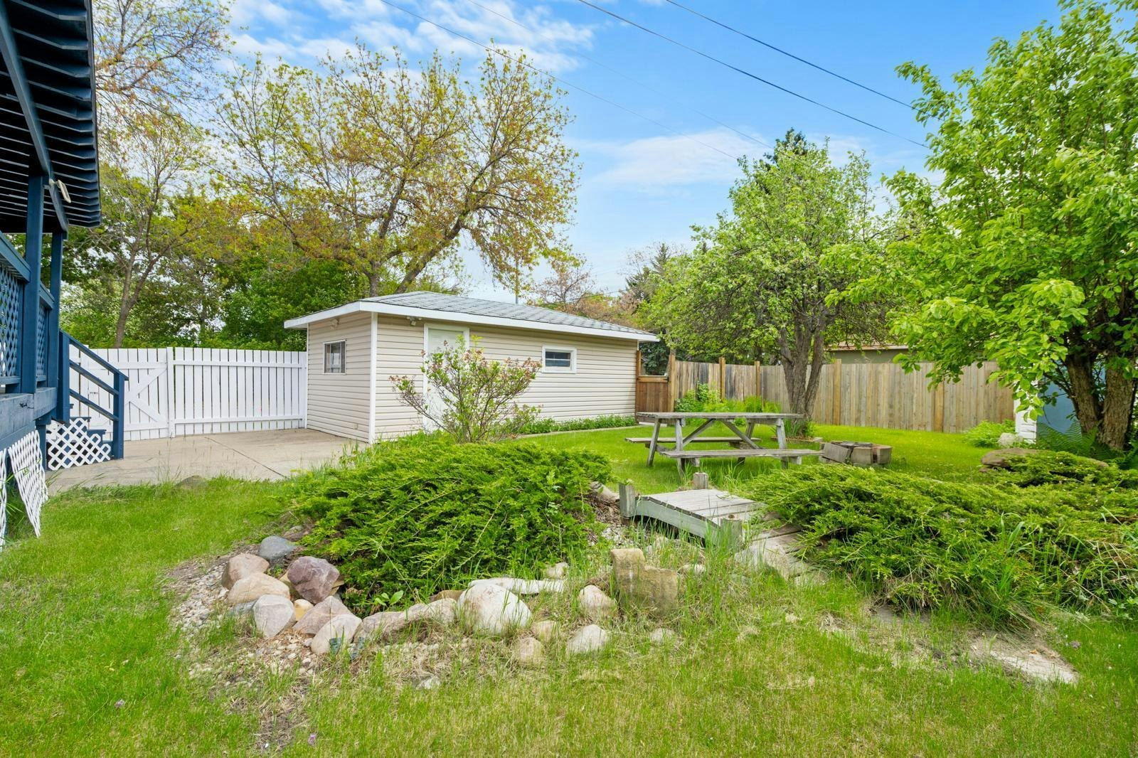 4001 113 Avenue Northwest, Edmonton, AB, T5W 0R2 - 18