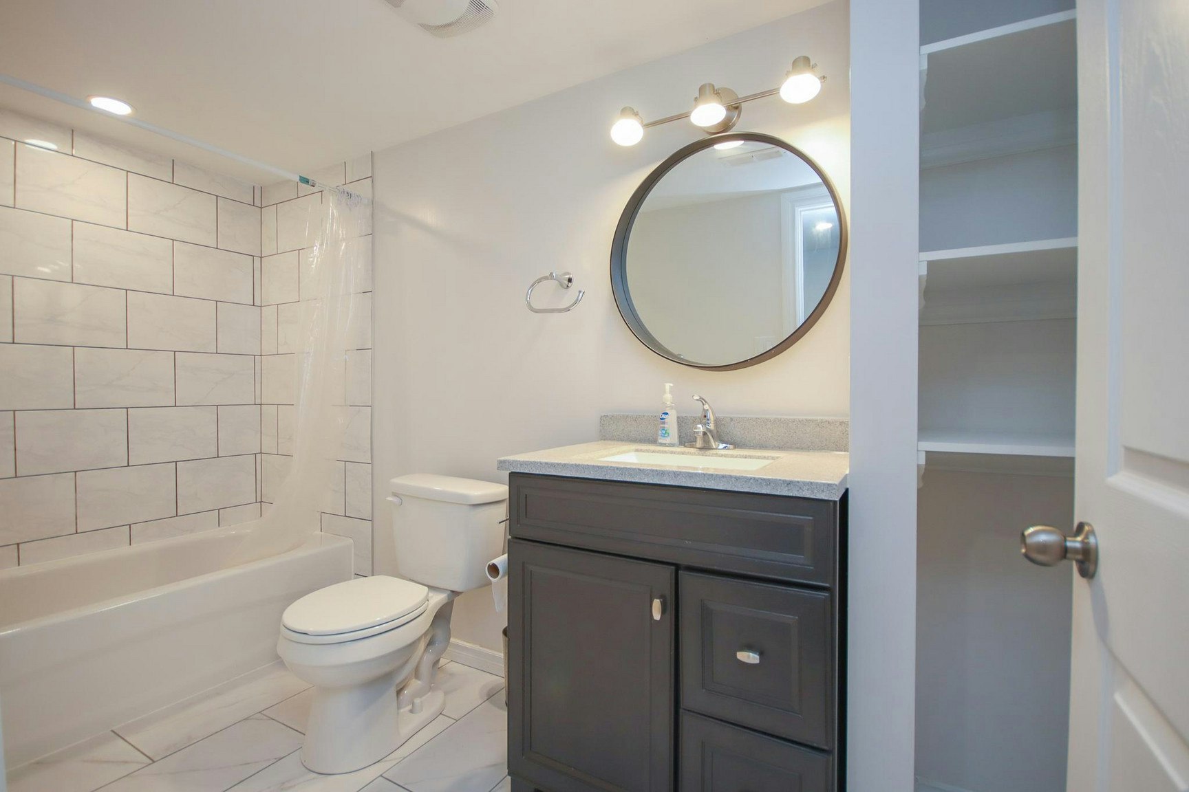 2-725 Southmore Drive W, Ottawa, ON, K1V 7A2 - 23