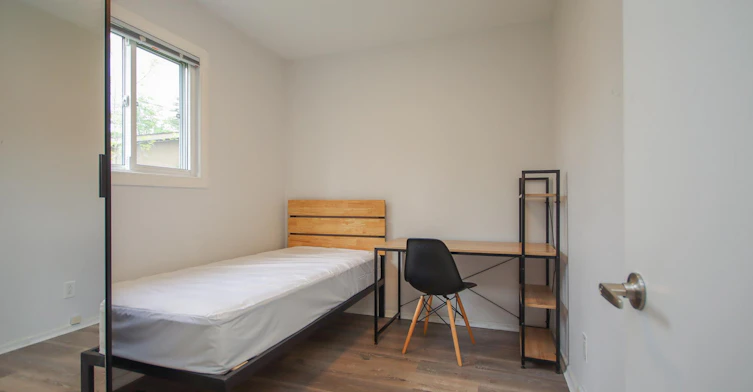 1-725 Southmore Drive W, Ottawa, ON, K1V 7A2 - 27