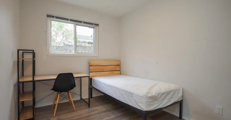 1-725 Southmore Drive W, Ottawa, ON, K1V 7A2 - 26