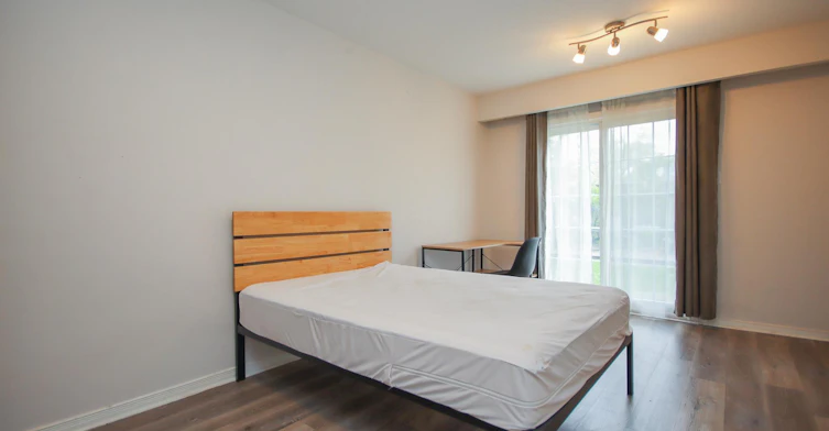 1-725 Southmore Drive W, Ottawa, ON, K1V 7A2 - 30