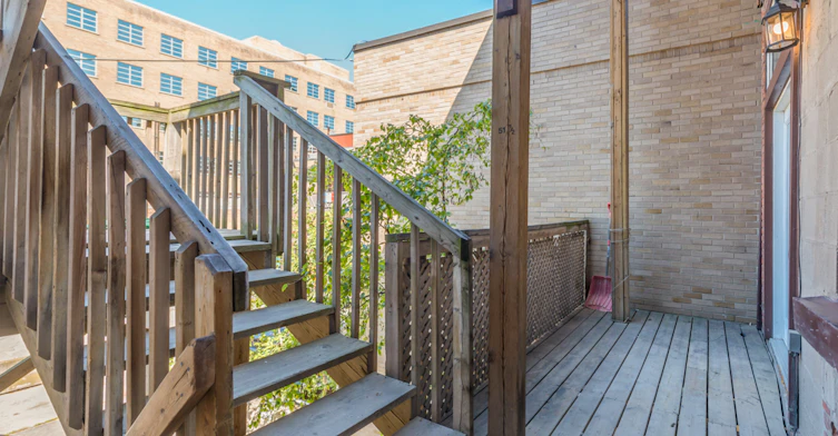 2 King William Street, Hamilton, ON, L8R 1A2 - 9