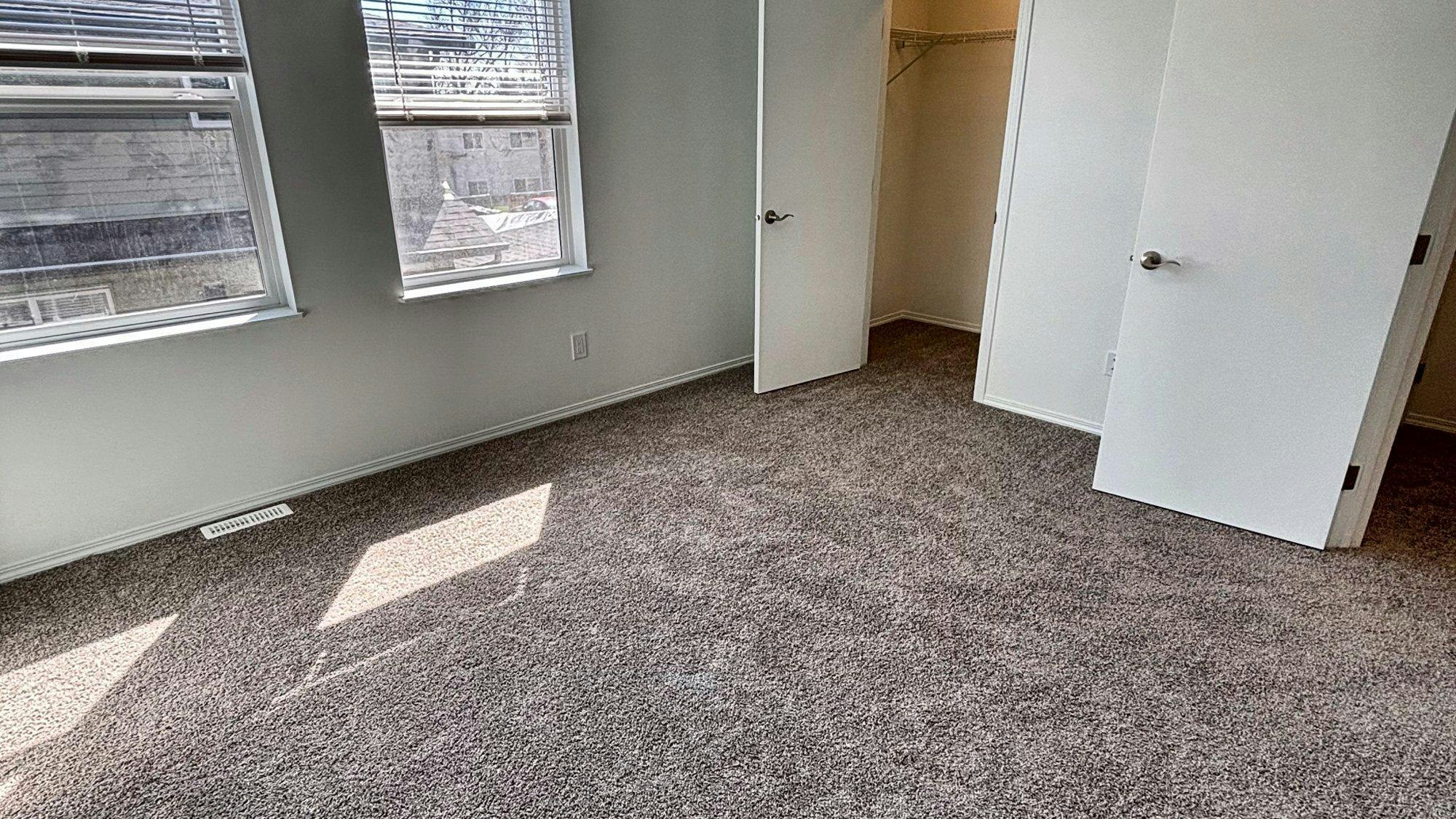 Main-11827 47 Street Northwest, Edmonton, AB, T5W 2W7 - 5