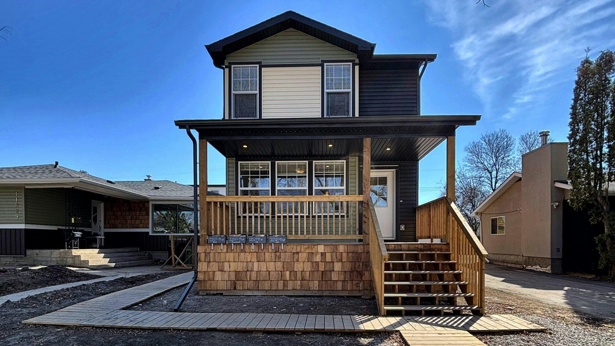 Main-11827 47 Street Northwest, Edmonton, AB, T5W 2W7