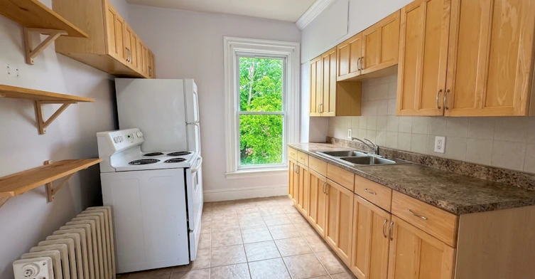 2-90 Church Street, St. Catharines, ON, L2R 3C8 - 6