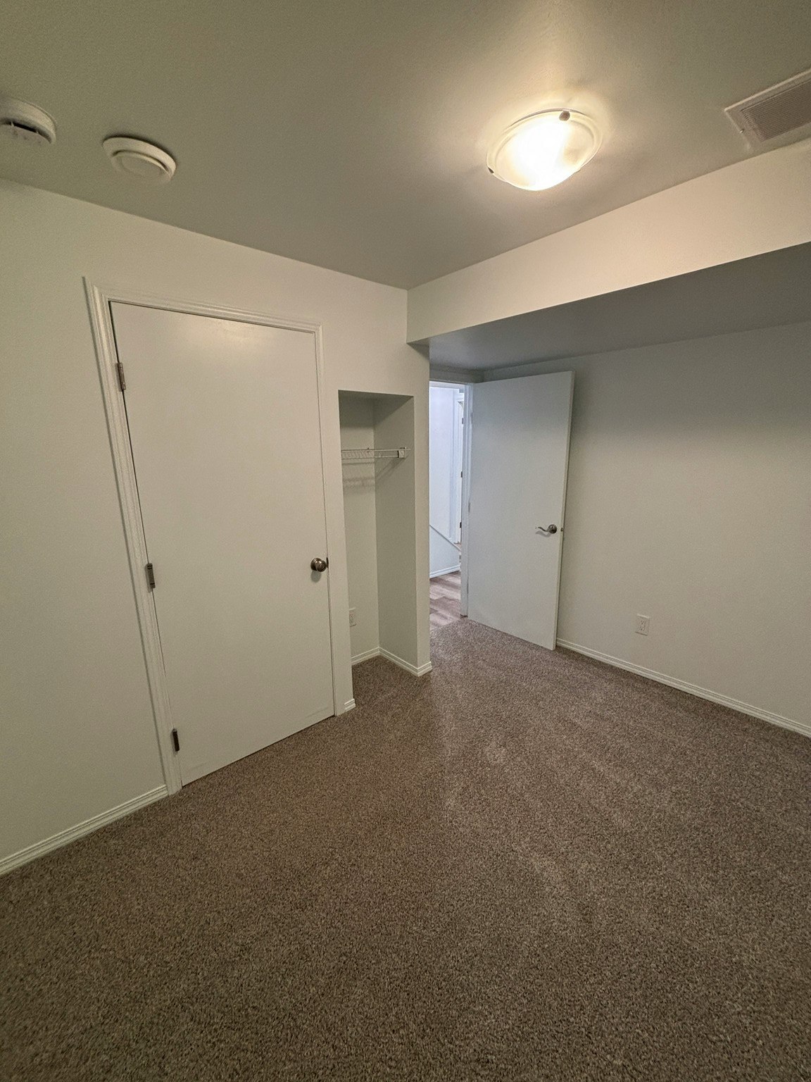 G!-12224 60 Street Northwest, Edmonton, AB, T5W 3Z9 - 2
