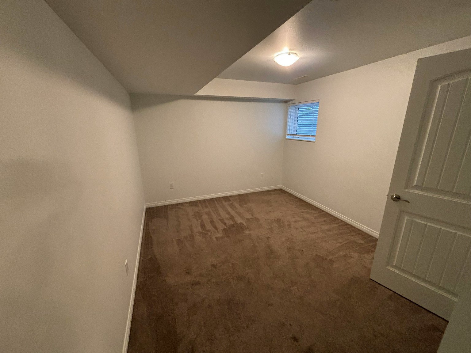 BSMT-12021 55 Street Northwest, Edmonton, AB, T5W 3R3 - 6