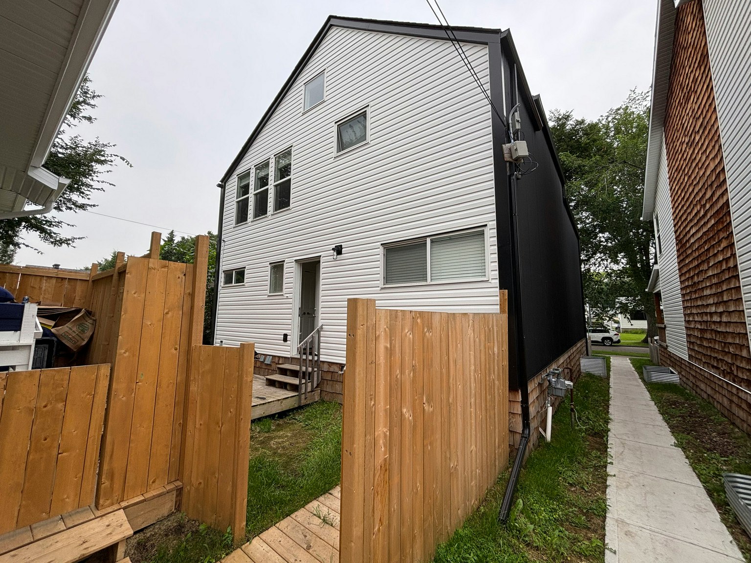 BSMT-12021 55 Street Northwest, Edmonton, AB, T5W 3R3