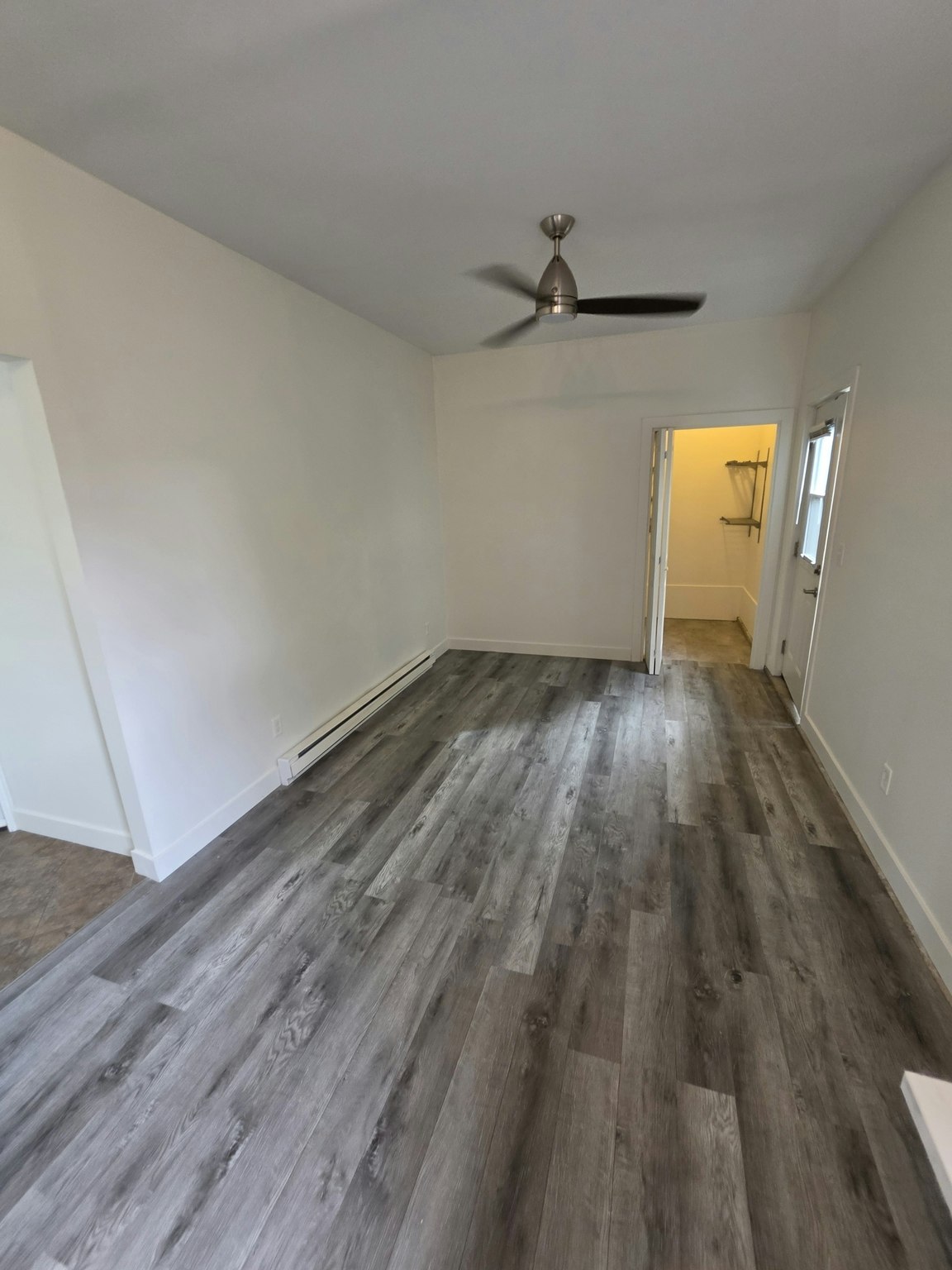 1409 Ethel Street, Kelowna, BC, V1Y 2X5 - 24