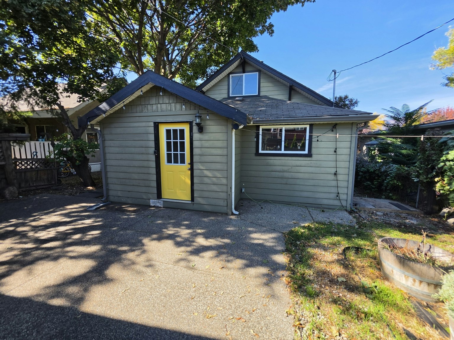 1409 Ethel Street, Kelowna, BC, V1Y 2X5 - 2