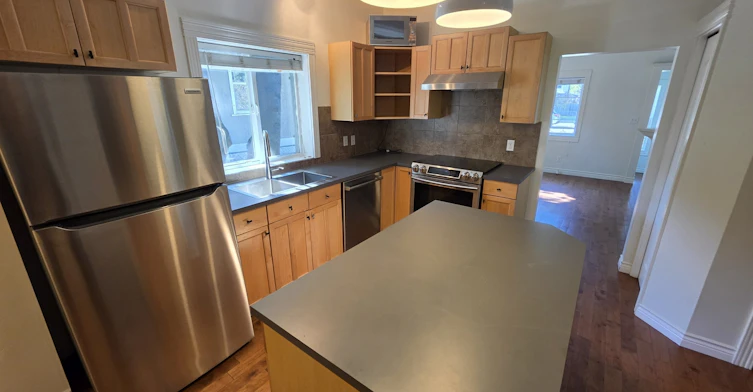 1409 Ethel Street, Kelowna, BC, V1Y 2X5 - 3