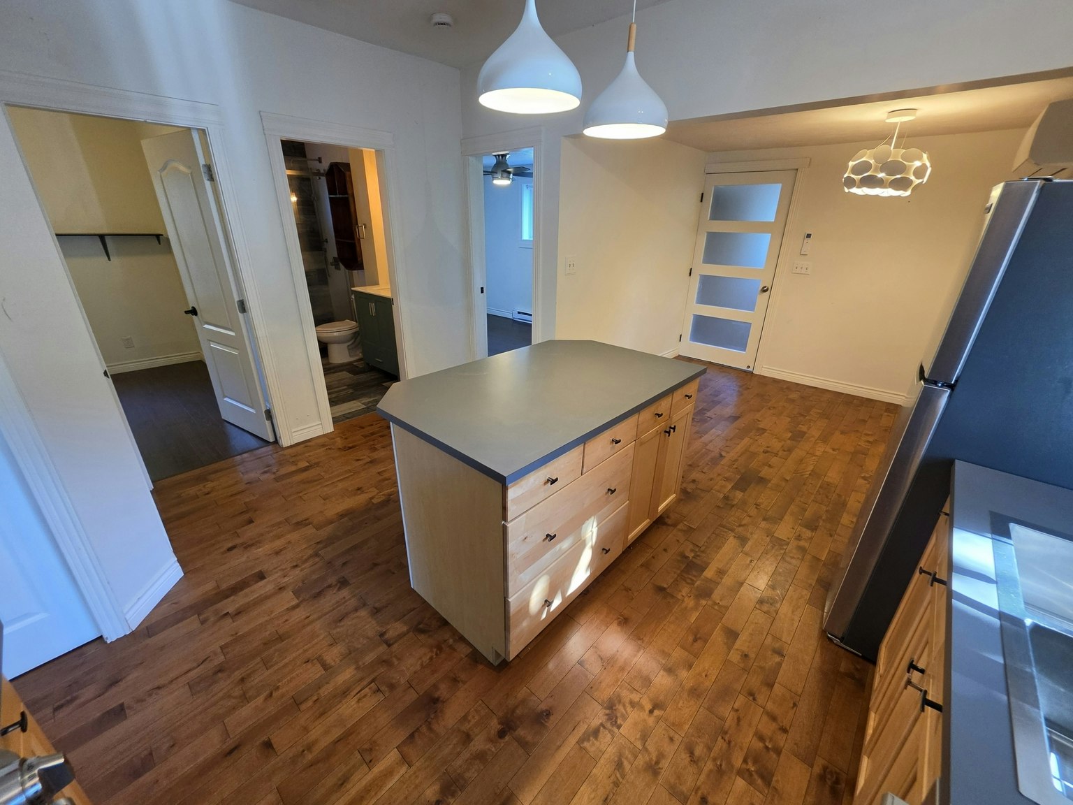1409 Ethel Street, Kelowna, BC, V1Y 2X5 - 4