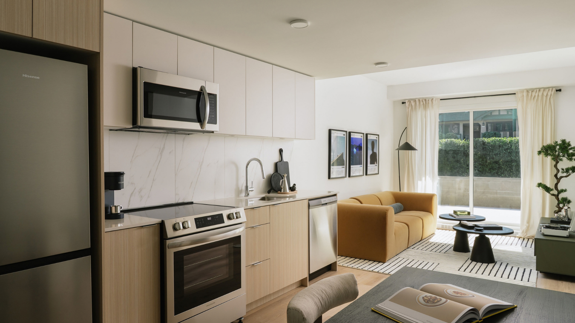 2121 West 35th Avenue, Vancouver, BC, V6M 1J3 - 3
