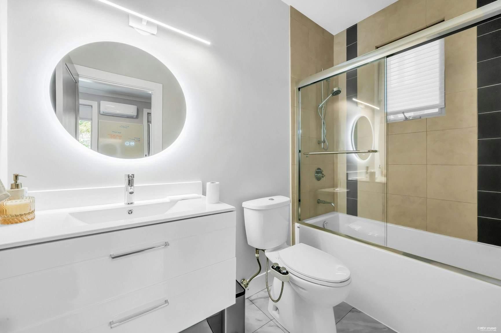 1123 Keith Road, West Vancouver, BC, V7T 1M7 - 11