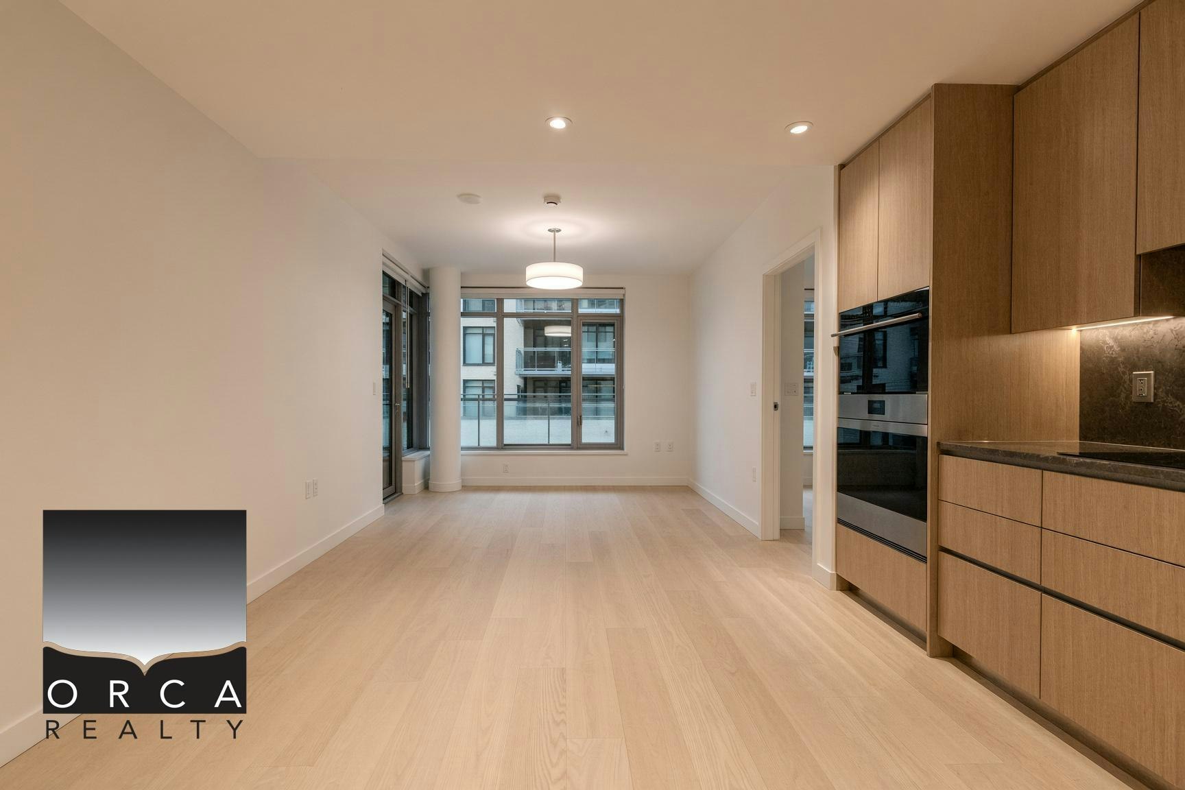 777 Harbour Way, North Vancouver, BC, V7P 0G2 - 12