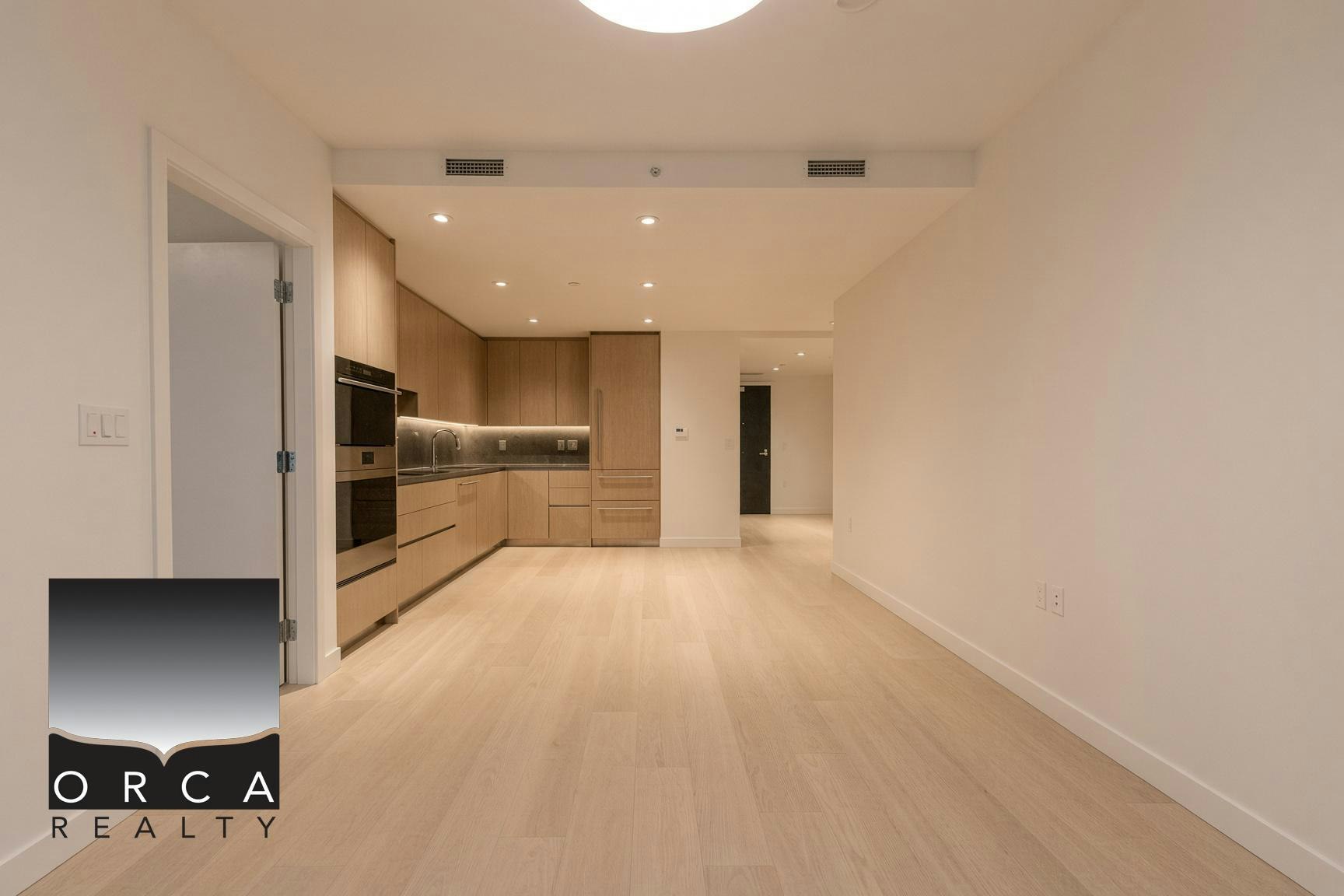 777 Harbour Way, North Vancouver, BC, V7P 0G2 - 13