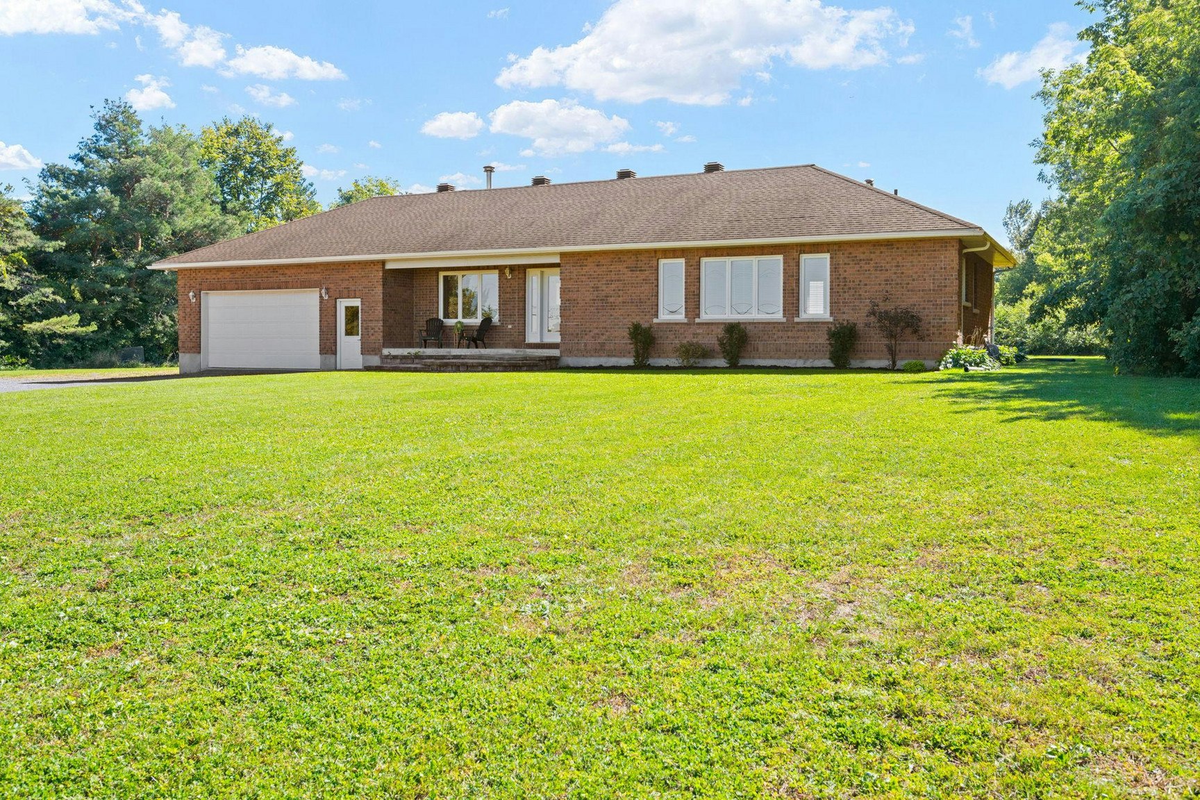 2572 Roger Stevens Drive, Ottawa, ON, K0A 2T0 - 3