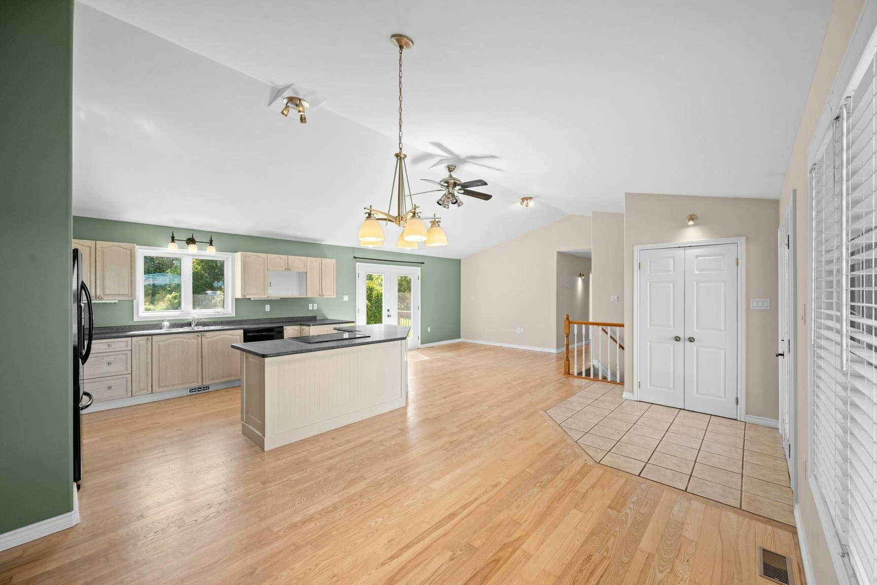 2572 Roger Stevens Drive, Ottawa, ON, K0A 2T0 - 14