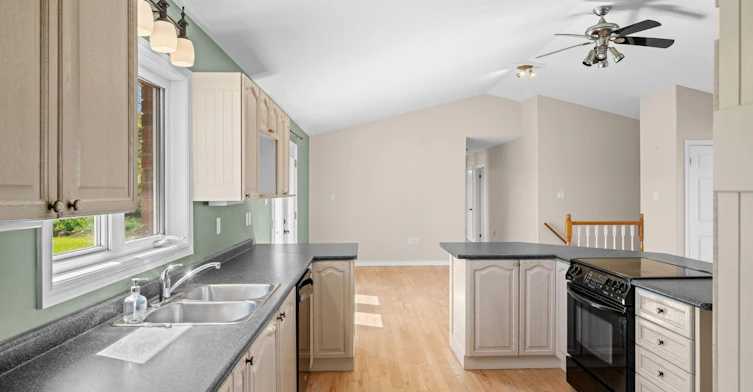 2572 Roger Stevens Drive, Ottawa, ON, K0A 2T0 - 10